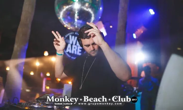 Monkey-Beach-Club-Hall-Of-Fame-12