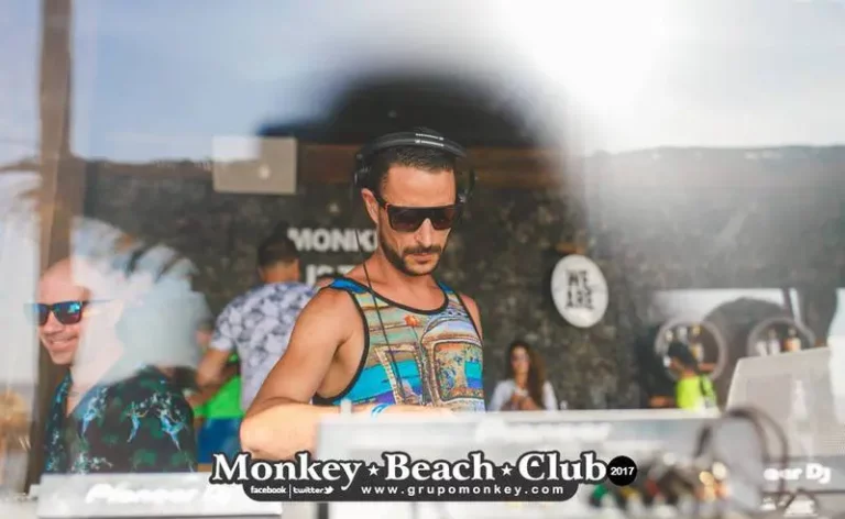 Monkey-Beach-Club-Hall-Of-Fame-15