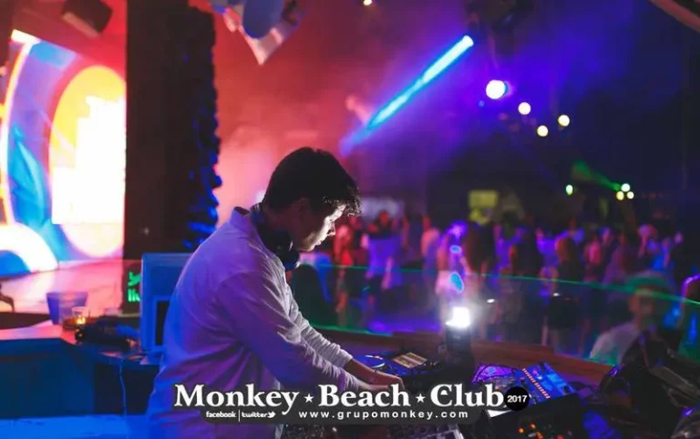 Monkey-Beach-Club-Hall-Of-Fame-33