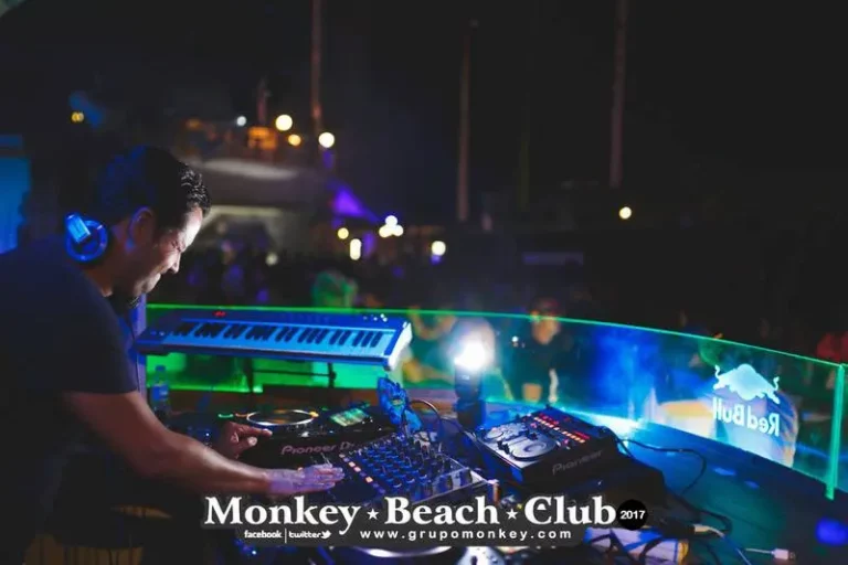 Monkey-Beach-Club-Hall-Of-Fame-37