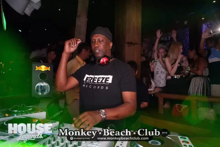 Monkey-Beach-Club-Hall-Of-Fame-57