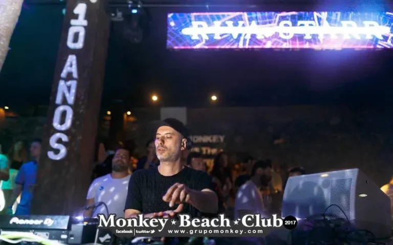 Monkey-Beach-Club-Hall-Of-Fame-6