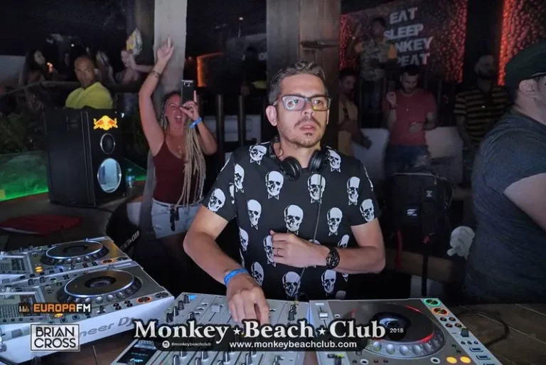 Monkey-Beach-Club-Hall-Of-Fame-68