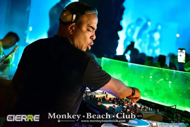 Monkey-Beach-Club-Hall-Of-Fame-75